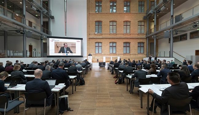 BDEW Smart Renewables 2017 Herausforderungen und Antwort auf veränderte Unternehmensumwelt in der Energiewirtschaft