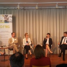 Forum Nachhaltige Geldanlagen - FNG Dialog Podium zur Frage Nachhaltige Geldanlangen und Menschenrechte