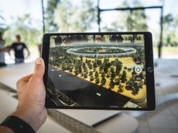 Augmented Reality (AR) – Von visualisierten Daten bis hin zu x-Anwendungen für die digitale Energiewirtschaft
